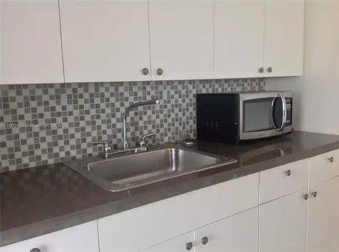 1816 Mckinley Street Hollywood FL 33020