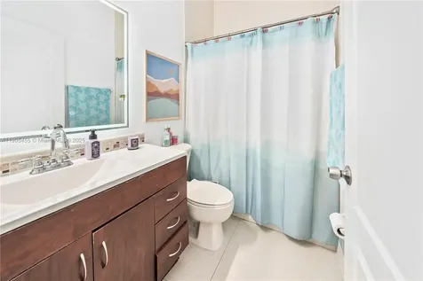 18000 NW 90th Place Hialeah FL 33018