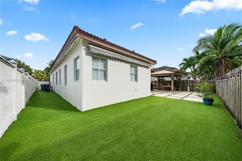 18000 NW 90th Place Hialeah FL 33018