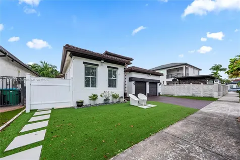 18000 NW 90th Place Hialeah FL 33018