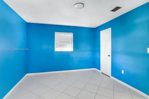 1005 SW 18th Street Boynton Beach FL 33426