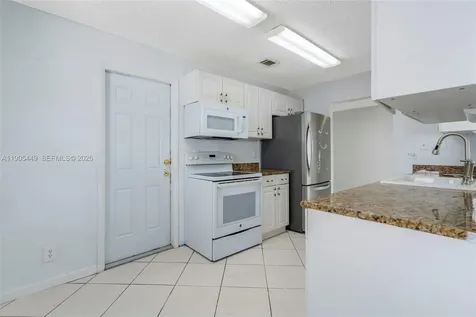 1005 SW 18th Street Boynton Beach FL 33426
