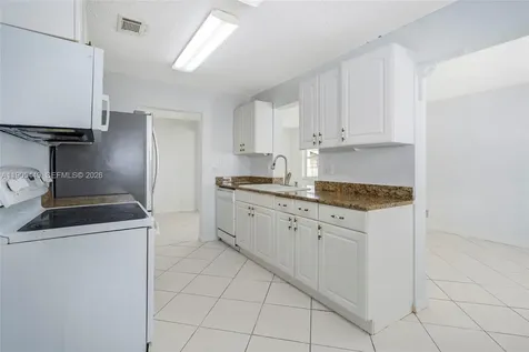 1005 SW 18th Street Boynton Beach FL 33426