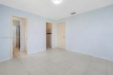 1005 SW 18th Street Boynton Beach FL 33426