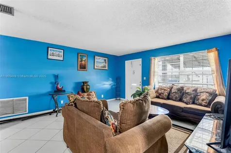 1005 SW 18th Street Boynton Beach FL 33426