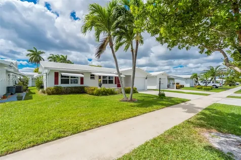 1005 SW 18th Street Boynton Beach FL 33426