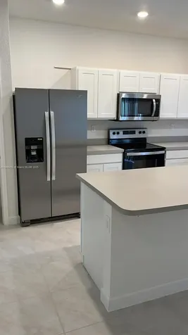 606 SW 12 Street Homestead FL 33034