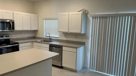 606 SW 12 Street Homestead FL 33034