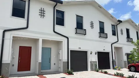 606 SW 12 Street Homestead FL 33034