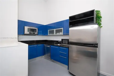 253 NE 2nd Street Miami FL 33132