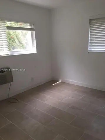 7155 Rue Notre Dame Miami Beach FL 33141