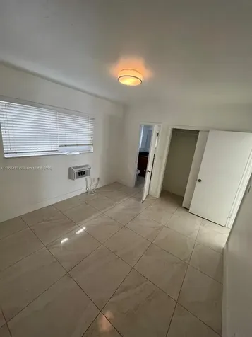 7155 Rue Notre Dame Miami Beach FL 33141