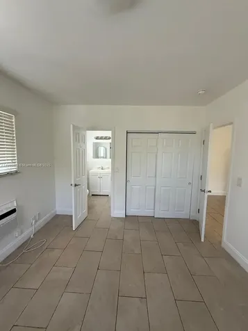 7155 Rue Notre Dame Miami Beach FL 33141