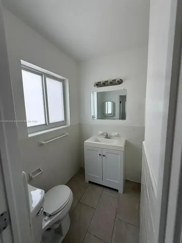 7155 Rue Notre Dame Miami Beach FL 33141