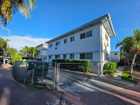 7155 Rue Notre Dame Miami Beach FL 33141