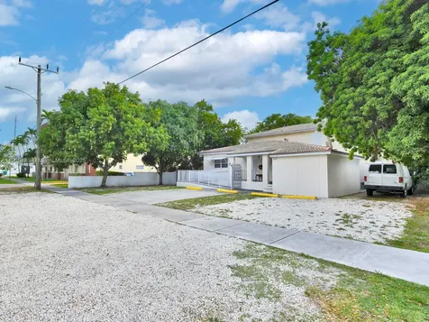 660 Miller Drive Miami Springs FL 33166