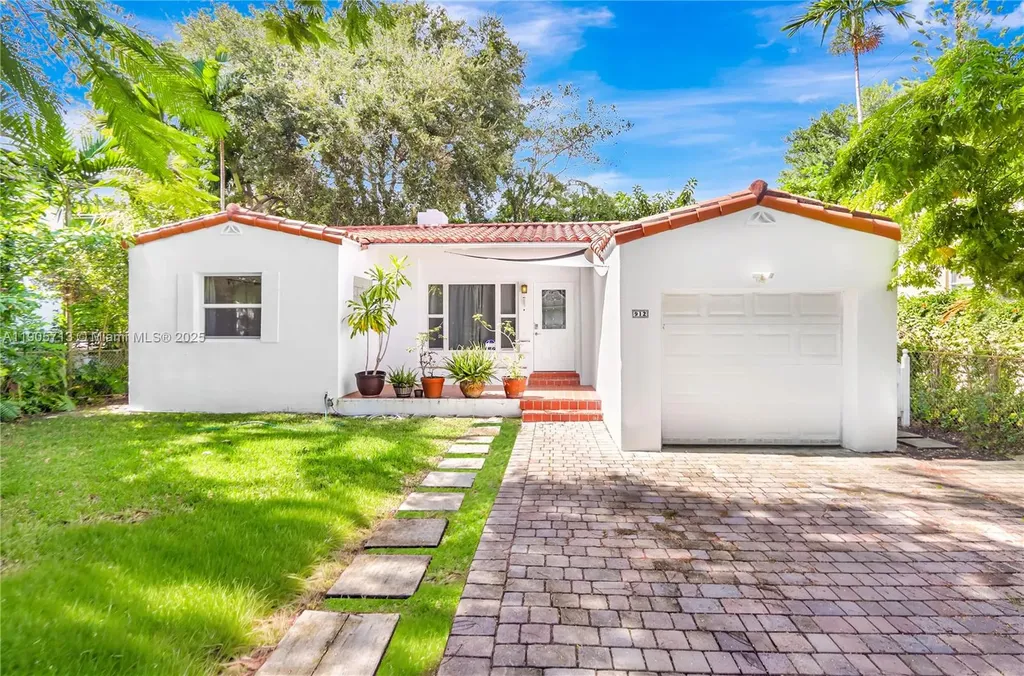 912 Wallace Street Coral Gables FL 33134