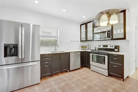 912 Wallace Street Coral Gables FL 33134
