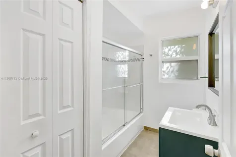 912 Wallace Street Coral Gables FL 33134