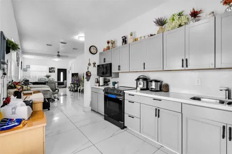 3166 NW 102nd Street Miami FL 33147