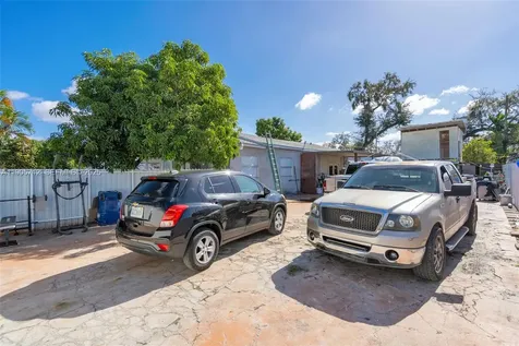3166 NW 102nd Street Miami FL 33147