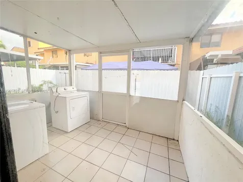 2740 W 63rd Street Hialeah FL 33016