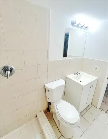 2740 W 63rd Street Hialeah FL 33016