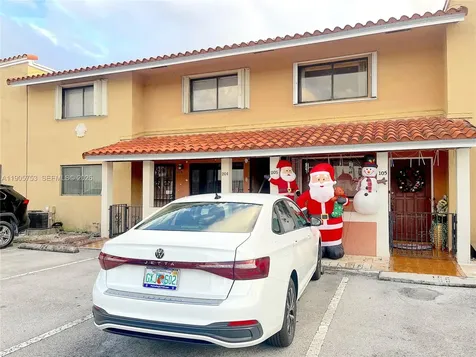 2740 W 63rd Street Hialeah FL 33016