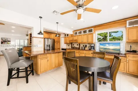 1690 NE 25th Avenue Pompano Beach FL 33062