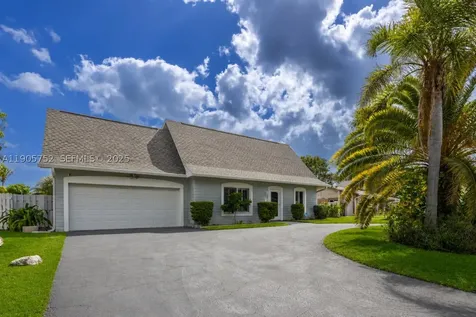 1690 NE 25th Avenue Pompano Beach FL 33062