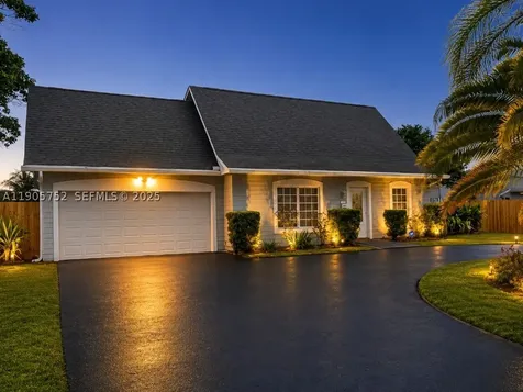 1690 NE 25th Avenue Pompano Beach FL 33062