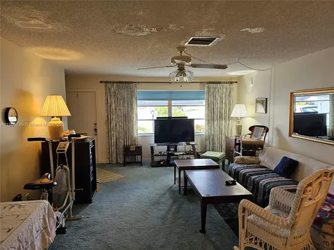 2300 SW 19th Avenue Boynton Beach FL 33426