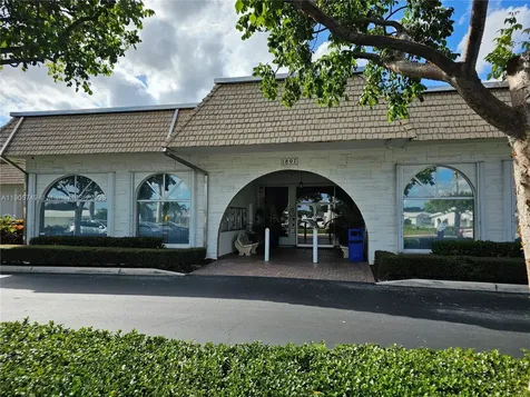 2300 SW 19th Avenue Boynton Beach FL 33426