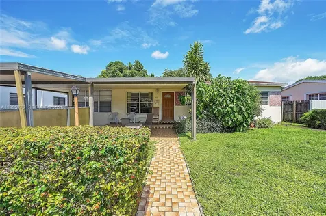 671 E 53rd Street Hialeah FL 33013