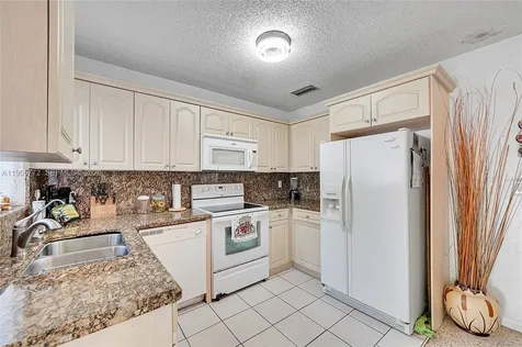 671 E 53rd Street Hialeah FL 33013