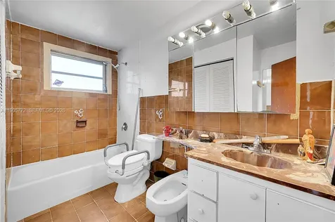 671 E 53rd Street Hialeah FL 33013