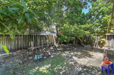 671 E 53rd Street Hialeah FL 33013