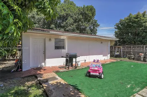 671 E 53rd Street Hialeah FL 33013