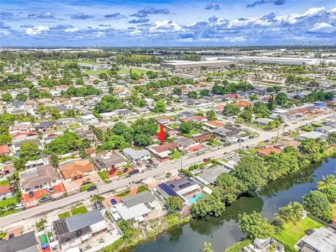 671 E 53rd Street Hialeah FL 33013