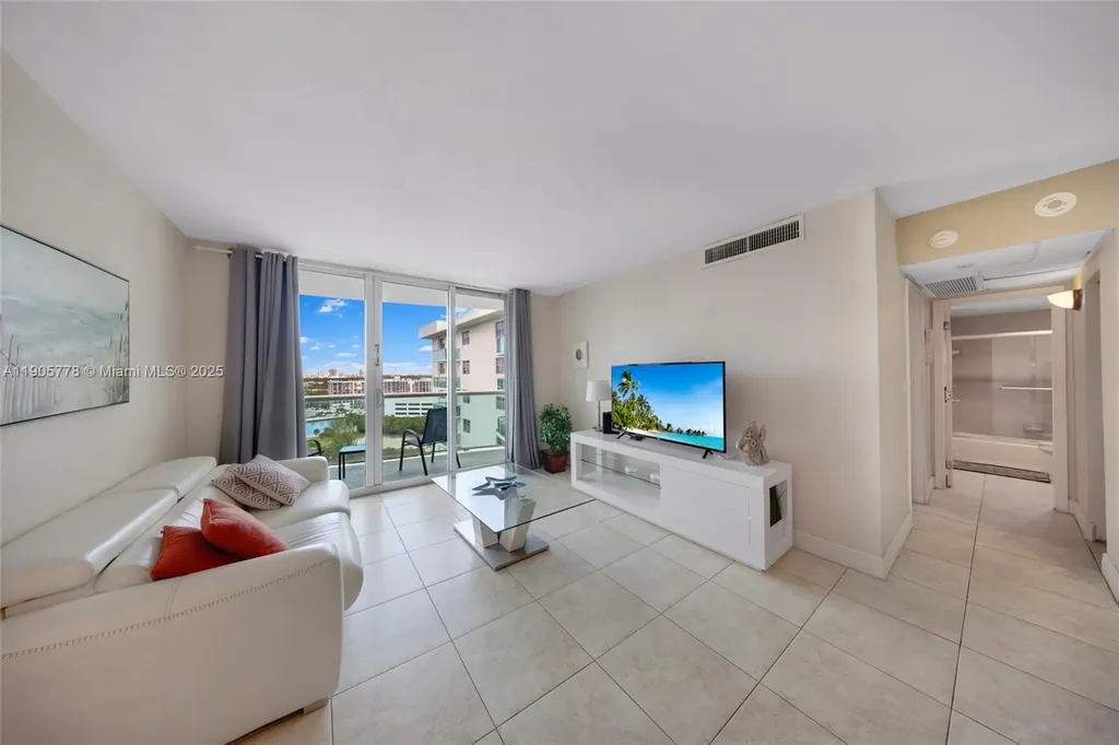 3801 S Ocean Drive Hollywood FL 33019