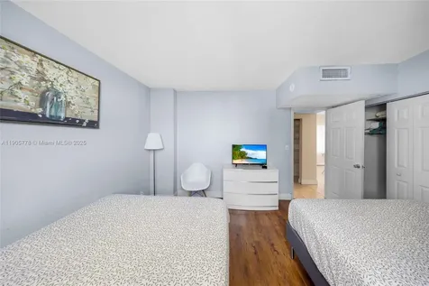 3801 S Ocean Drive Hollywood FL 33019