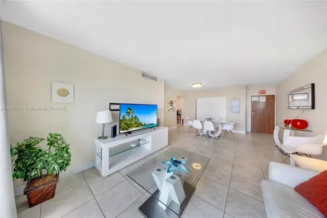 3801 S Ocean Drive Hollywood FL 33019