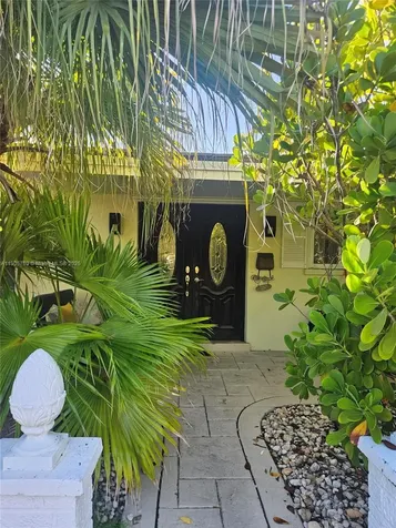 4521 NE 15th Terrace Oakland Park FL 33334
