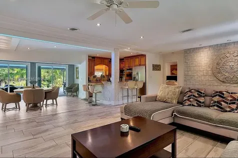 4521 NE 15th Terrace Oakland Park FL 33334