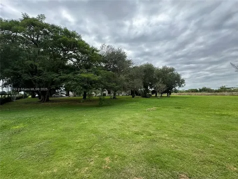 18750 SW 207th Avenue Miami FL 33187