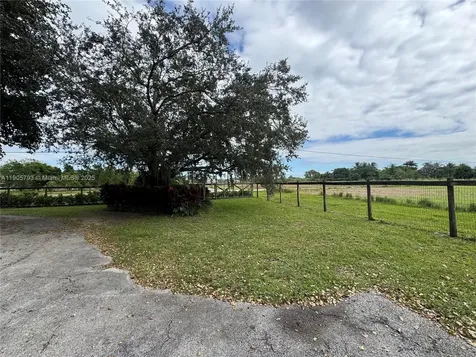 18750 SW 207th Avenue Miami FL 33187