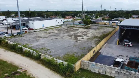 8650 NW 36 Avenue Miami FL 33147