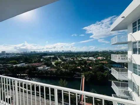 2829 Indian Creek Drive Miami Beach FL 33140
