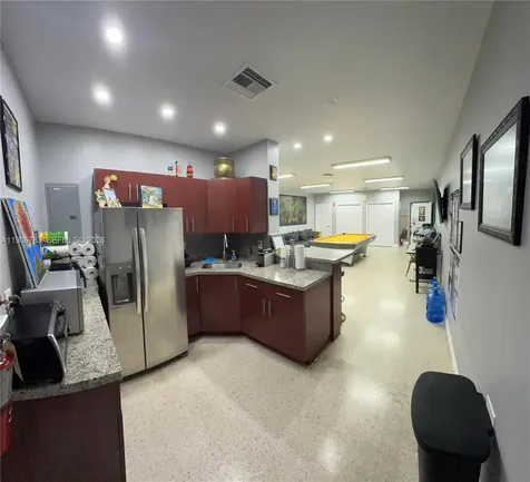 8600 NW 36th Avenue Miami FL 33147