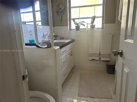 2805 NE 16th Avenue Wilton Manors FL 33334